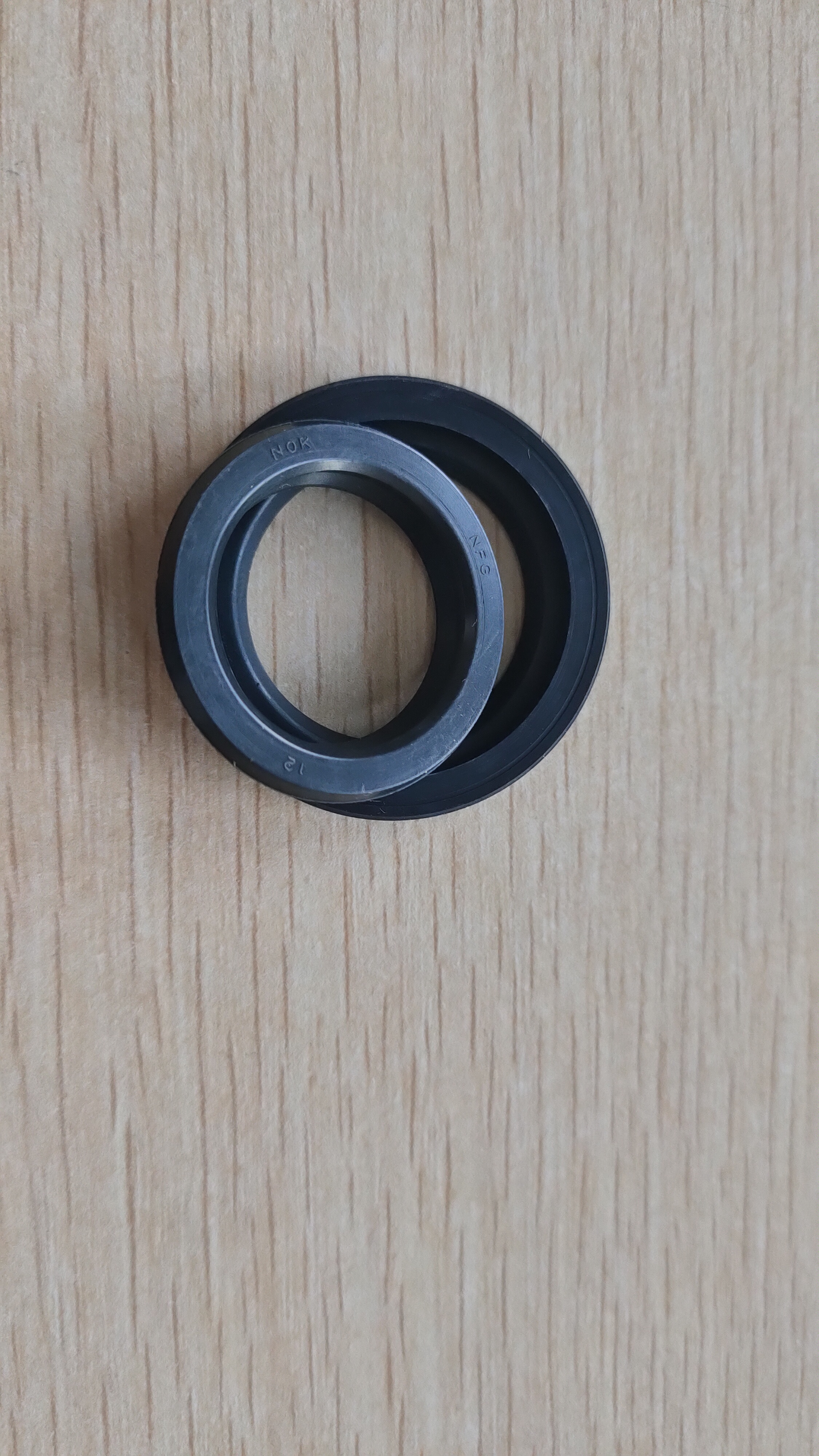 Japan NOK twin-lip oil seals-2