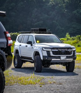 Toyota LandCruiser 300 Series all new LC300 2022+ Portal Axle Portal Gear Lifts Portal Hubs Drop Axle Gear Reduction Hubs 4.5 inch lift high performance offroad/4×4/overland/racing suspension